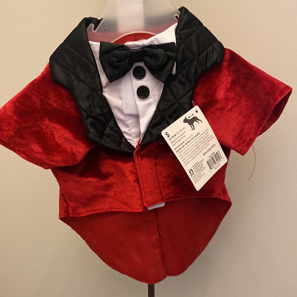NWT Petco Holiday Tails Dog Tuxedo Formal Suit Bow Tie Black White Small 2017